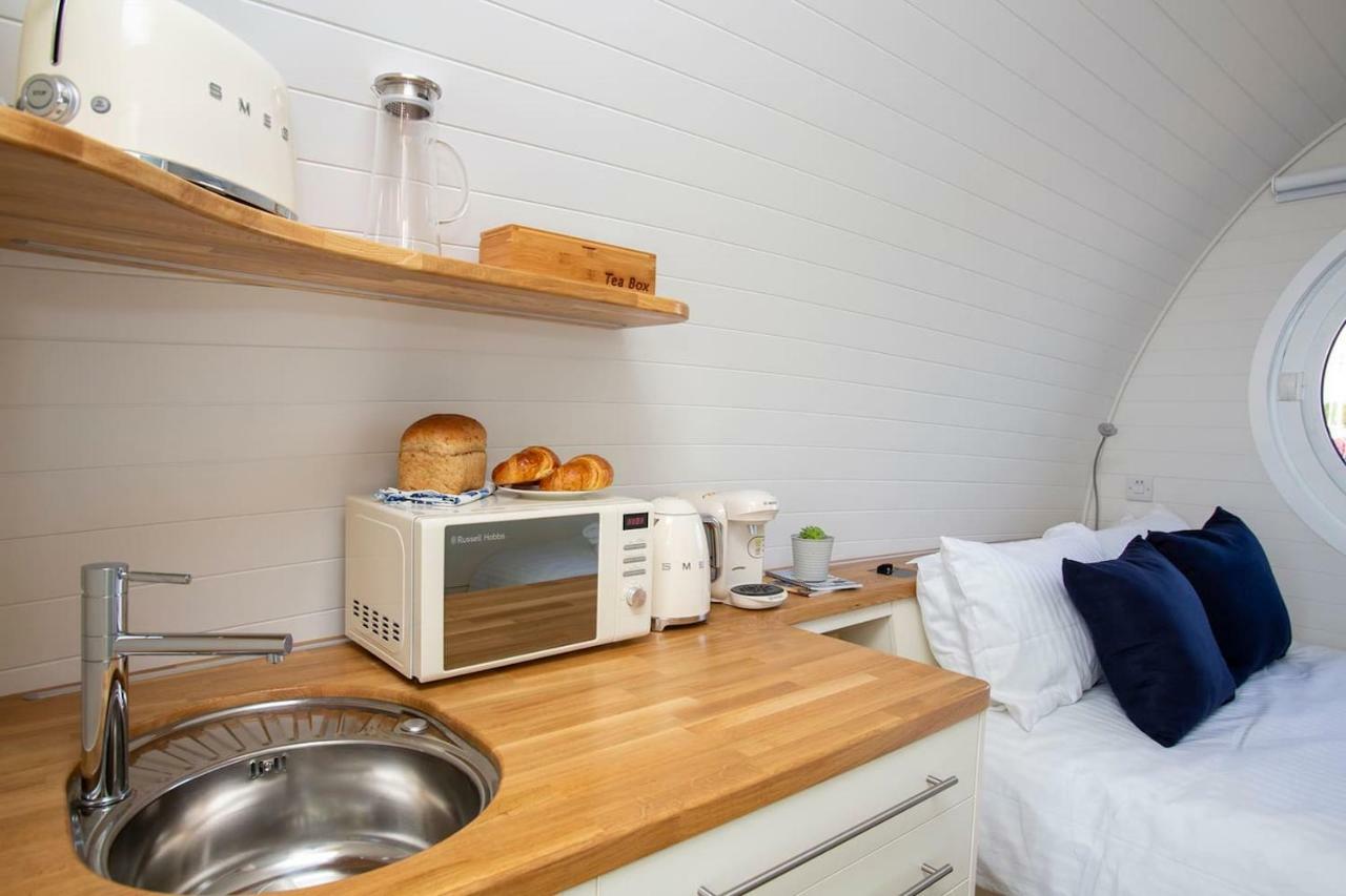 Hotel Sea Breeze Ark 900 Emsworth Esterno foto